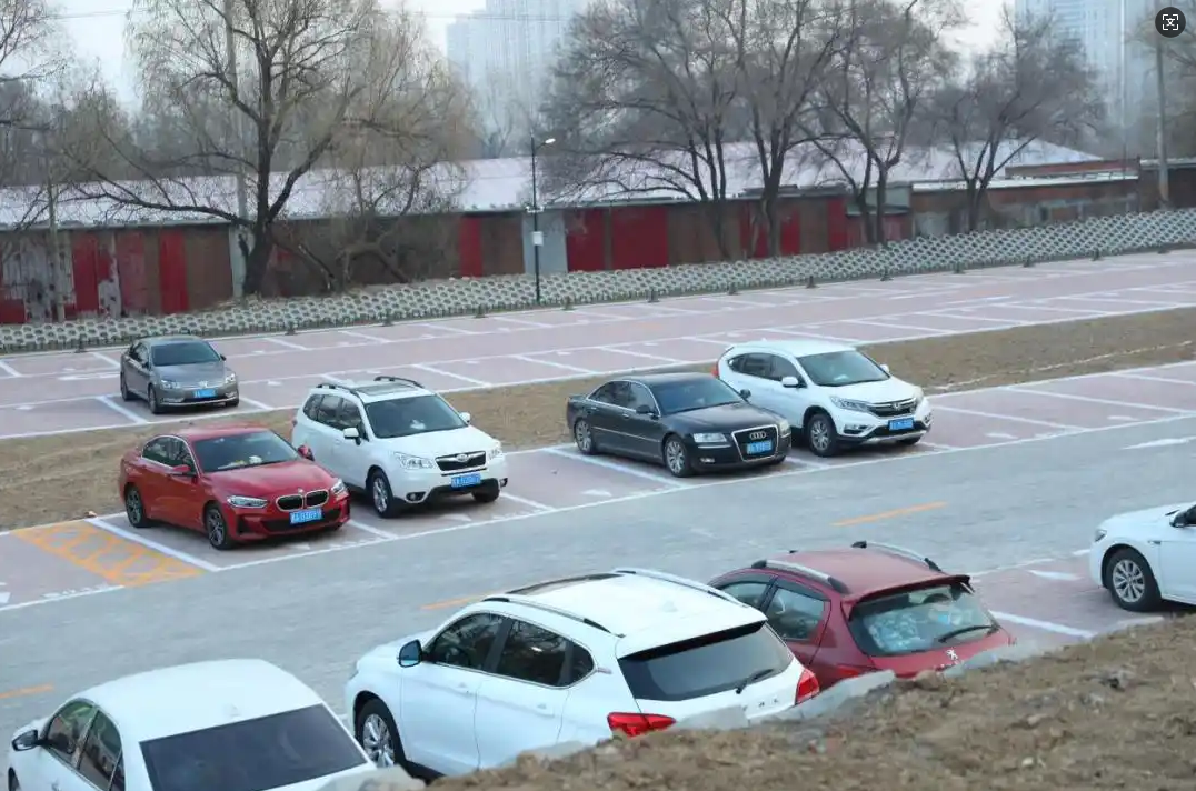 328个泊位!哈尔滨市道里区又添一停车场,试营业期间免费停放